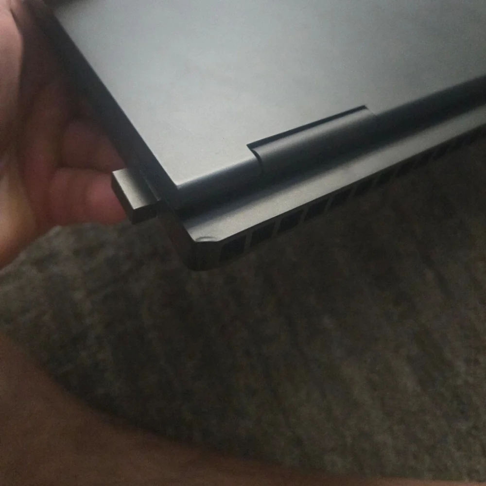 Hp omen laptop. 2tb 240hz QWHD LED keyboard, charger